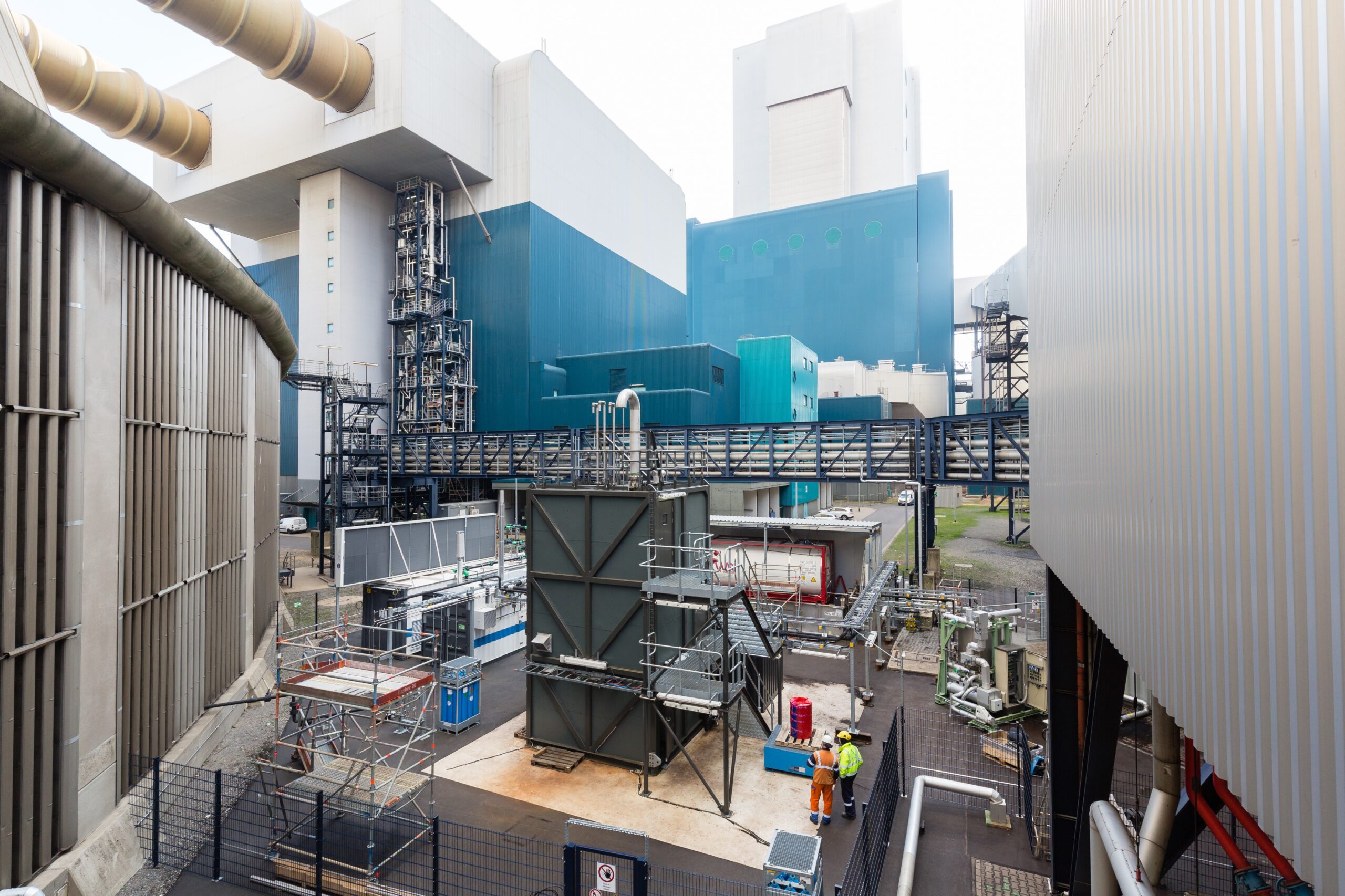 RWE’s amine-based post-combustion carbon capture pilot plant at Niederaussem supplies CO2 to the CCU Campus, where R&D demonstrators to convert CO2 into fuels and chemicals are tested, including the ECO2Fuel demonstrator expected in 2025